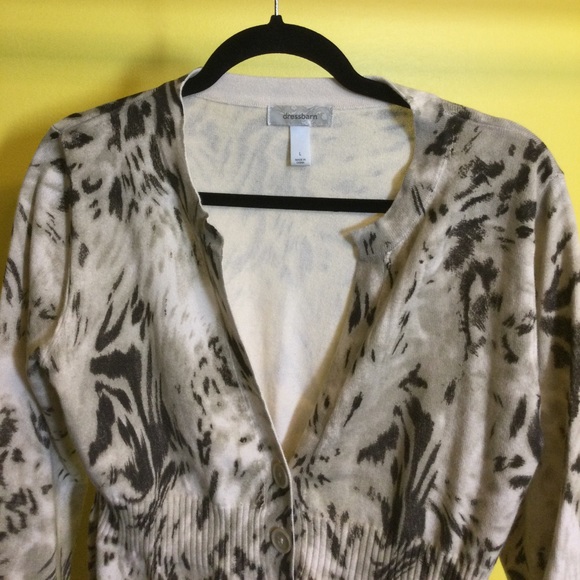 L Dress Barn leopard sweater - Picture 4 of 13